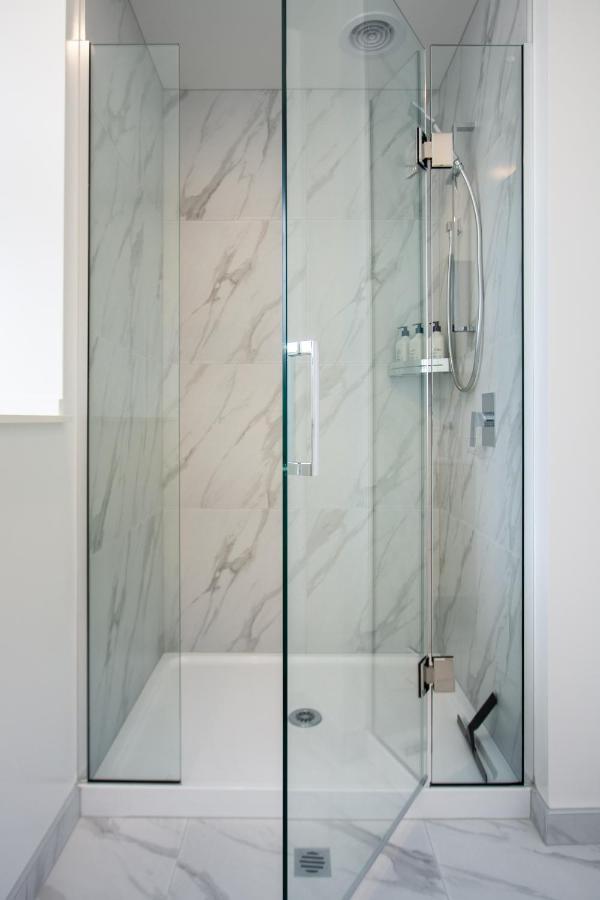 Two Bedroom, Two Bathroom Urban Oasis クライストチャーチ エクステリア 写真