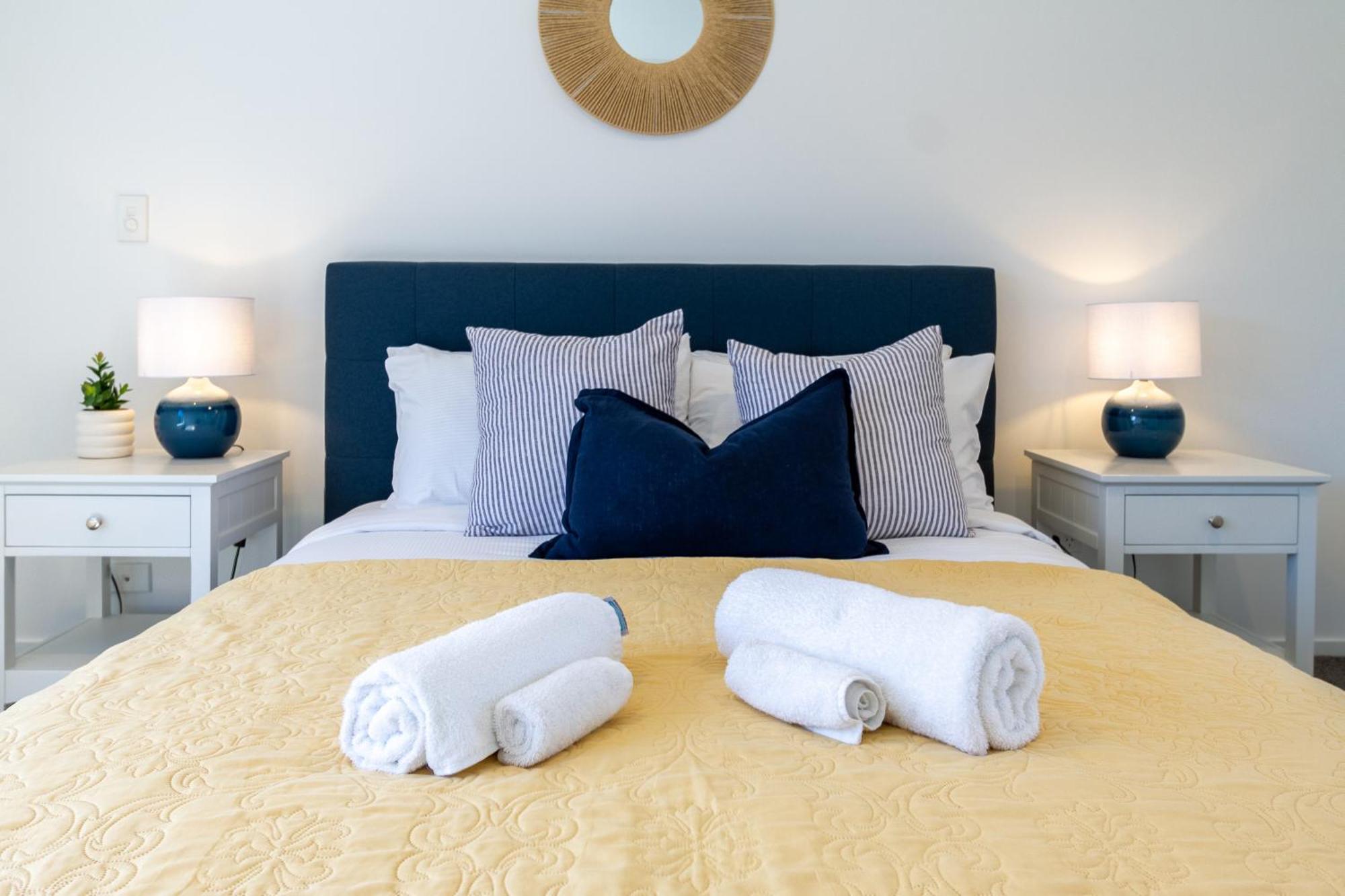 Two Bedroom, Two Bathroom Urban Oasis クライストチャーチ エクステリア 写真
