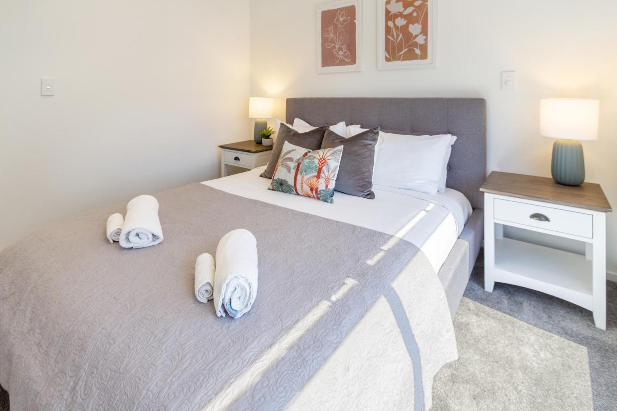 Two Bedroom, Two Bathroom Urban Oasis クライストチャーチ エクステリア 写真
